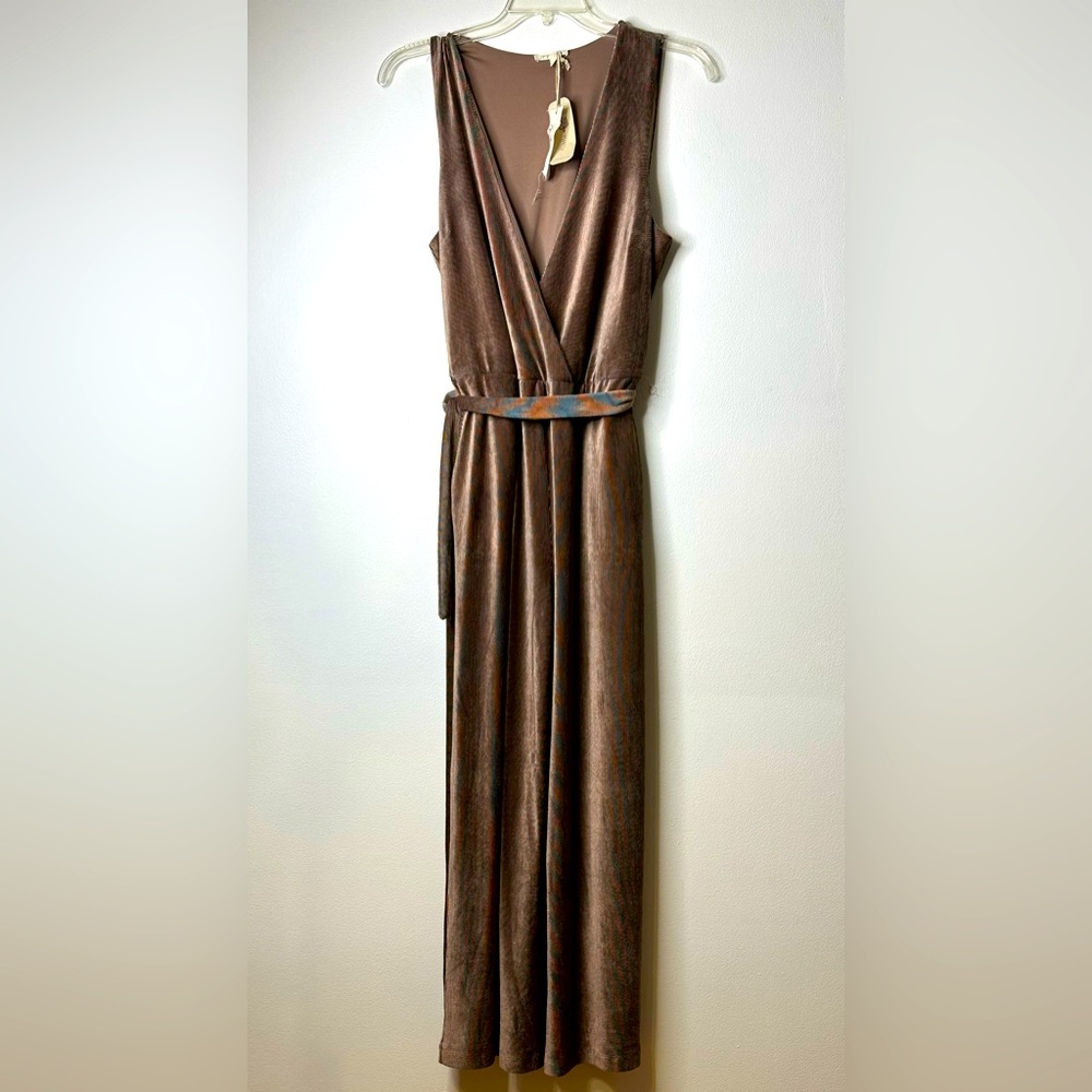 Mystree textured bronze/brown velvet jumpsuit size L